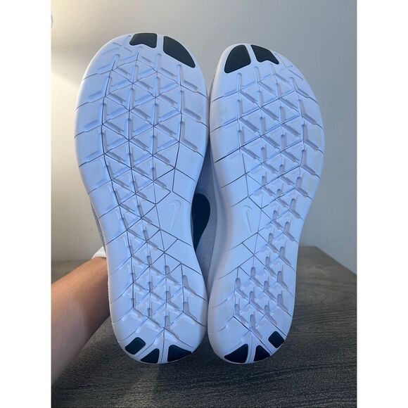 Nike Free RN 2017 White Lace Up Low Top main image 9